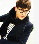 (nichkhun)